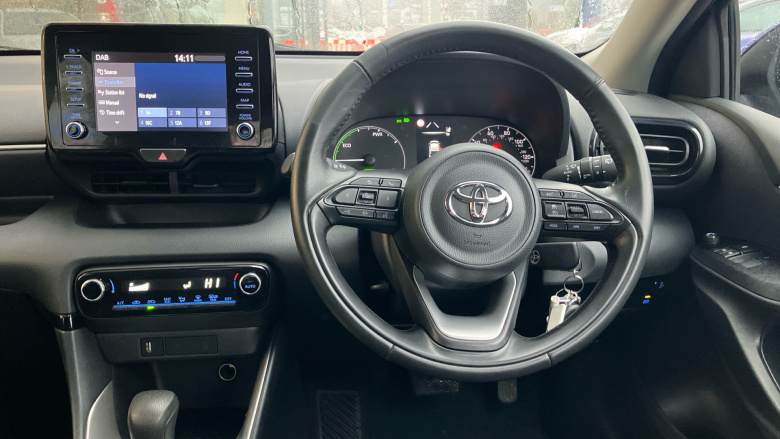 Toyota Yaris 1.5 Hybrid Icon 5dr CVT Hybrid Hatchback